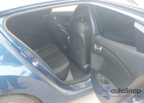 2017 Hyundai Veloster Value Edition z USA, uszkodzony, nr VIN KMHTC6ADXHU314649